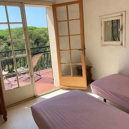Maison A 150m De La Plage, 1200m2 Jardin * Cavalaire-sur-Mer